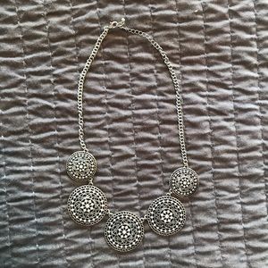 FRANCESCA’S necklace